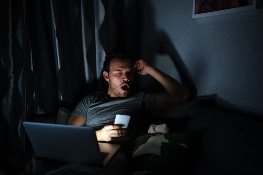 Sleep Deprivation and Its Long-Term Health Consequences – A Warning for Night-Shift IT Workers